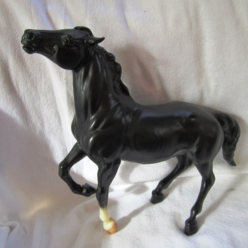 Dolls & Miniatures Lone Ranger white stallion rearing horse toy model ...