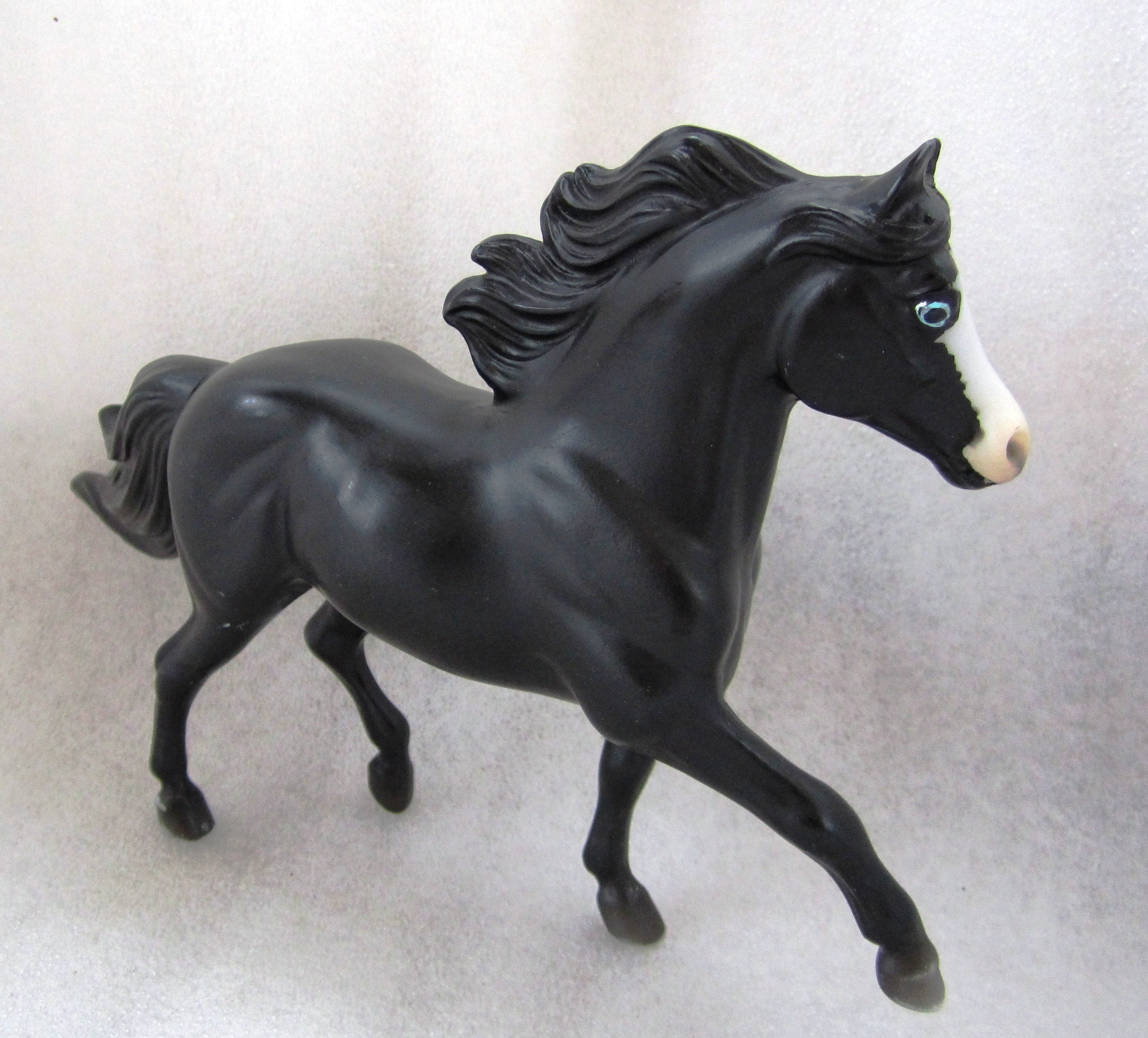 Breyer Horses for sale compared to CraigsList Only 2 left at 75