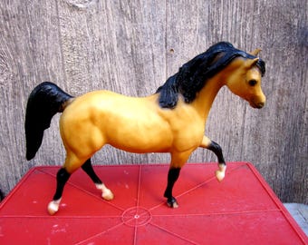 Breyer 1:9 scale  Limited Edison Toy R US, Black Beauty Model   **Sapphire**
