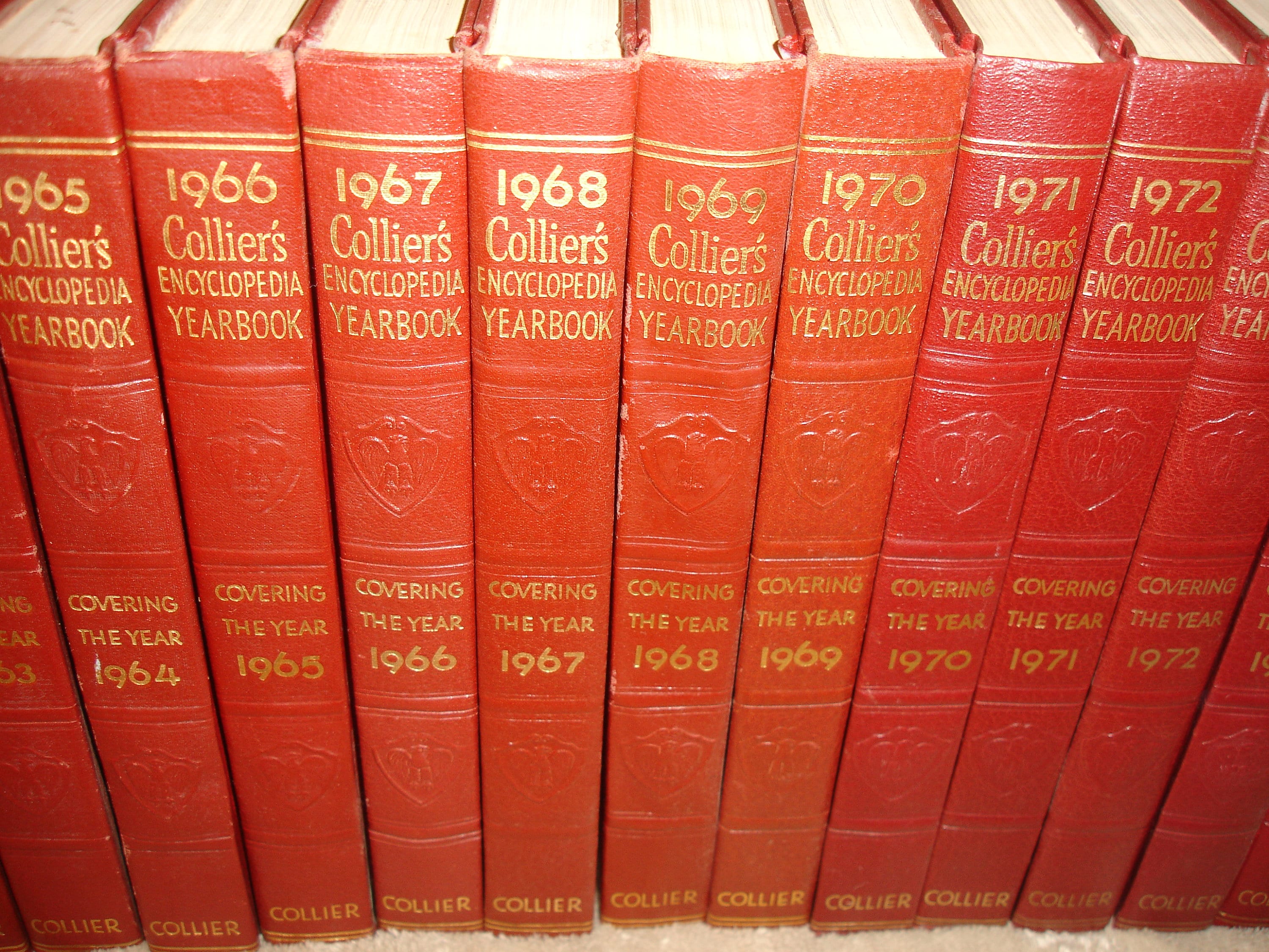 洋書 Vintage 1966 Collier's Encyclopedia 1966 Collier's Encyclopedia Complete Set 24 Volumes Vintage