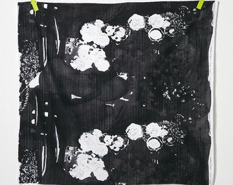 nani IRO Komorebi ~ nani IRO 2023 ~ D Black ~ Organic Double Gauze ~ Kokka Japanese Fabric ~ Apparel Fabric ~ Flora Fabric ~ Quilting ~ 50cm