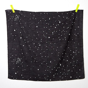 nani IRO poesia visual ~ nani IRO 2022 ~ C Black ~ Linen Gauze ~ Kokka Japanese Fabric ~ Dots and Lines ~ Apparel Fabric ~ Quilting ~ 50cm