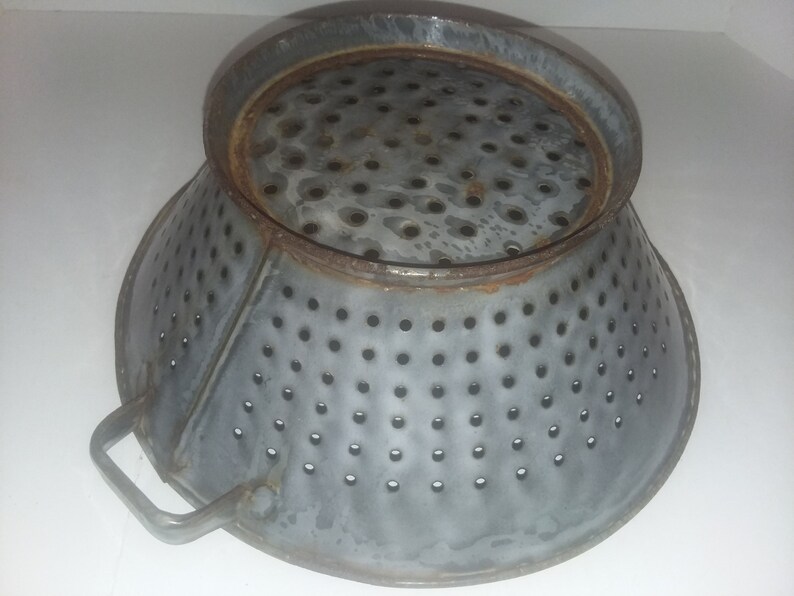 Vintage Graniteware Colander Enamelware Spatter Grey Kitchen Etsy
