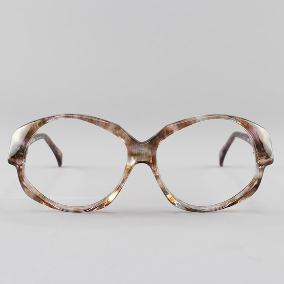 Thong retro POV glasses