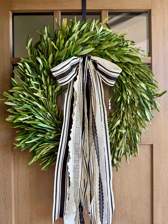 Black and Ivory/White Farmhouse Ribbon Bundle Wreath Bow with a Clip