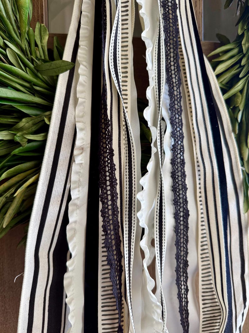 Black and Ivory/white Farmhouse Ribbon Bundle With a Clip - Etsy