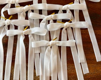 White Velvet Christmas Tree Bows (Pack of 10)