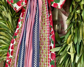 Strawberry Valley View Abode Ribbon Bundle Wreath Bow with a Clip - 24” Long