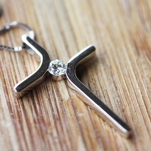 K18 White Gold Diamond Cross Necklace: Christening Jewelry