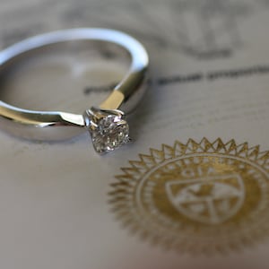GIA Zertifizierter Diamant Solitärring: 18K Weißgold-Verlobungsring
