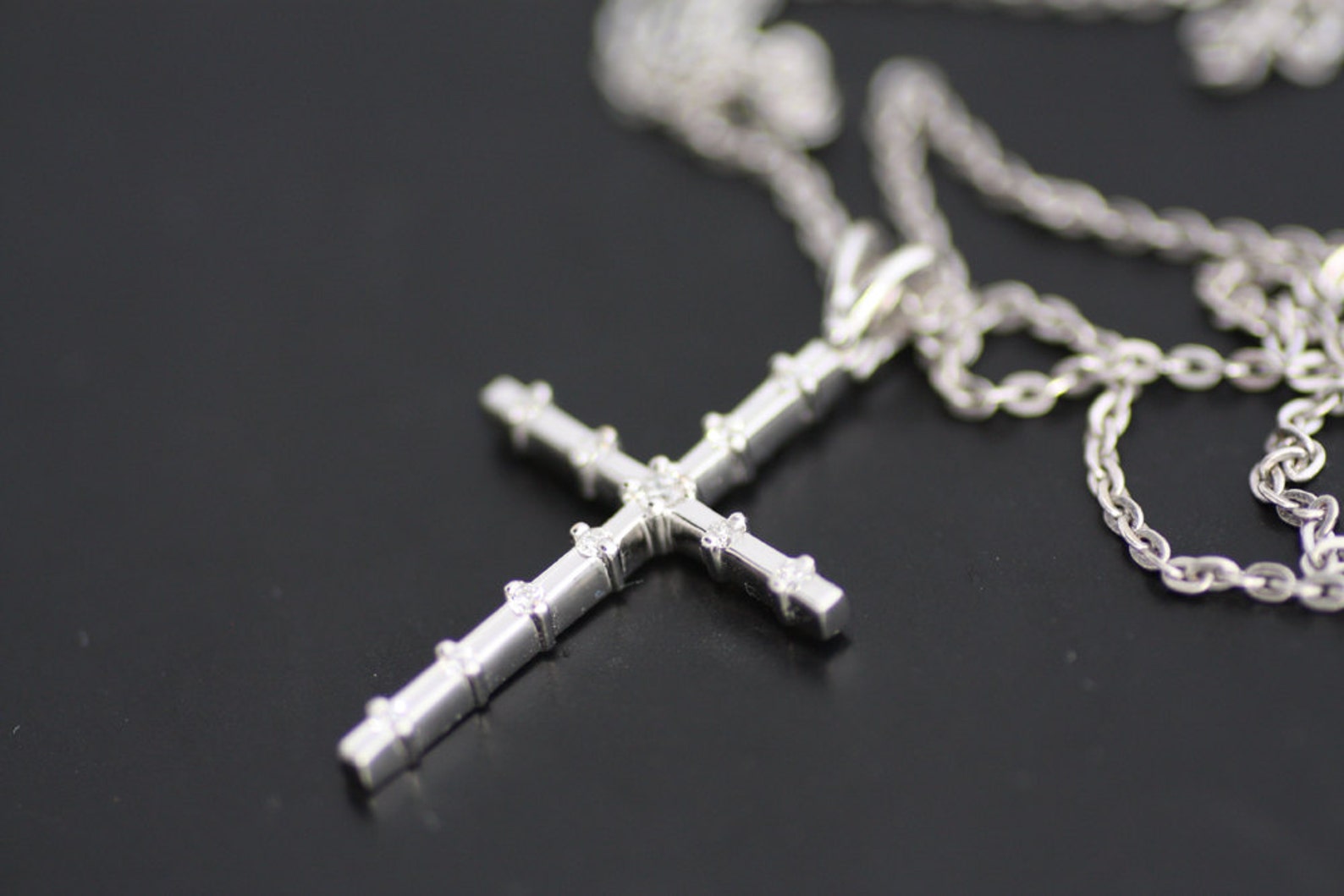 Diamond Cross Pendant in White Gold, Rose Gold or Yellow Gold Diamond