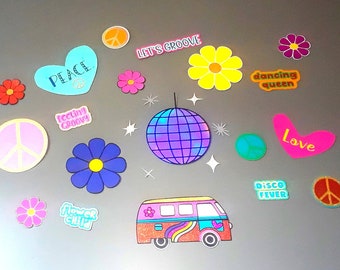 70's Theme Paper Wall Art: Groovy Party Backdrop