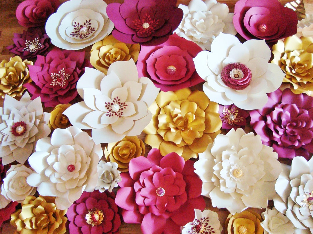 Paper Flower Wedding Backdrop: DIY Elegant Wall Decor (set of 30) - Etsy