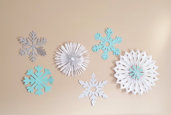 Design  218 Pieces Foam Snowflake Stickers Christmas Selfadhesive