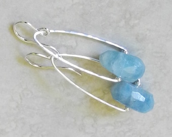 Hammered Sterling Silver Triangular Earrings with Faceted Aquamarine - Aquamarine Earrings - Faceted Aquamarine - Roca Jewelry Designs