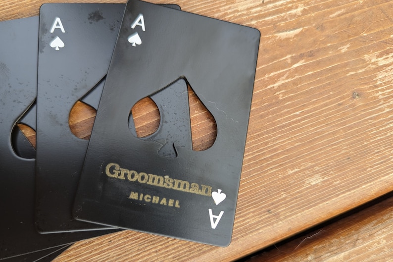 Gepersonaliseerde flesopener voor Groomsmen Gifts, Ace Card Bottle Opener, Wallet Size flesopener afbeelding 2