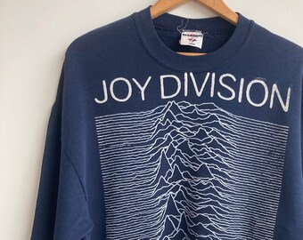 Vintage Sweatshirt Joy Division Unknown Pleasures print -made in usa- super worn in