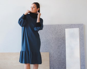 RTW handgemaakte minimal waste blue gebreide jurk maat 4 of kleiner / uniek