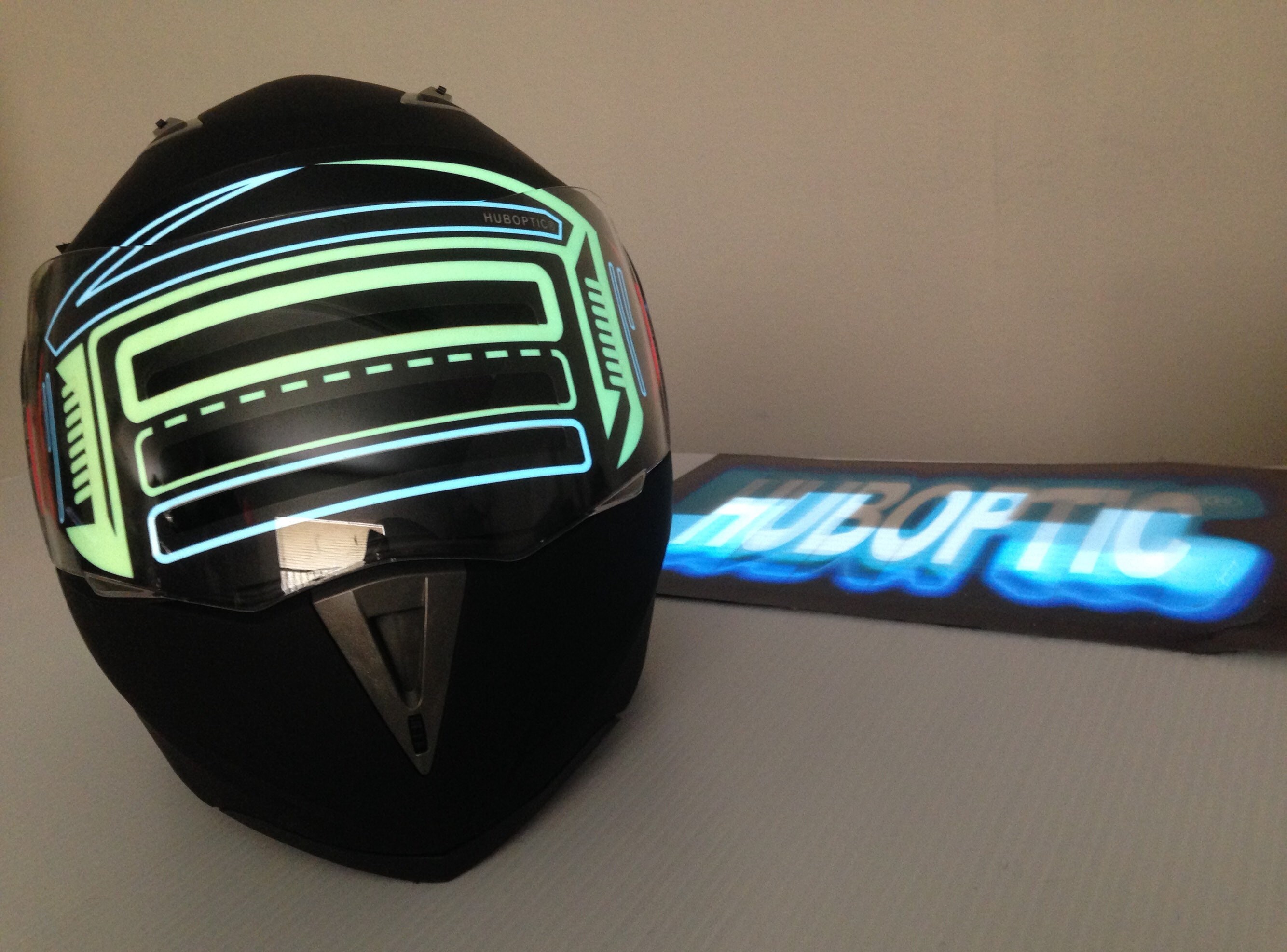 Light Up Helmet Stg1 HUBOPTIC® Helmet Sound Reactive illuminated Helmet