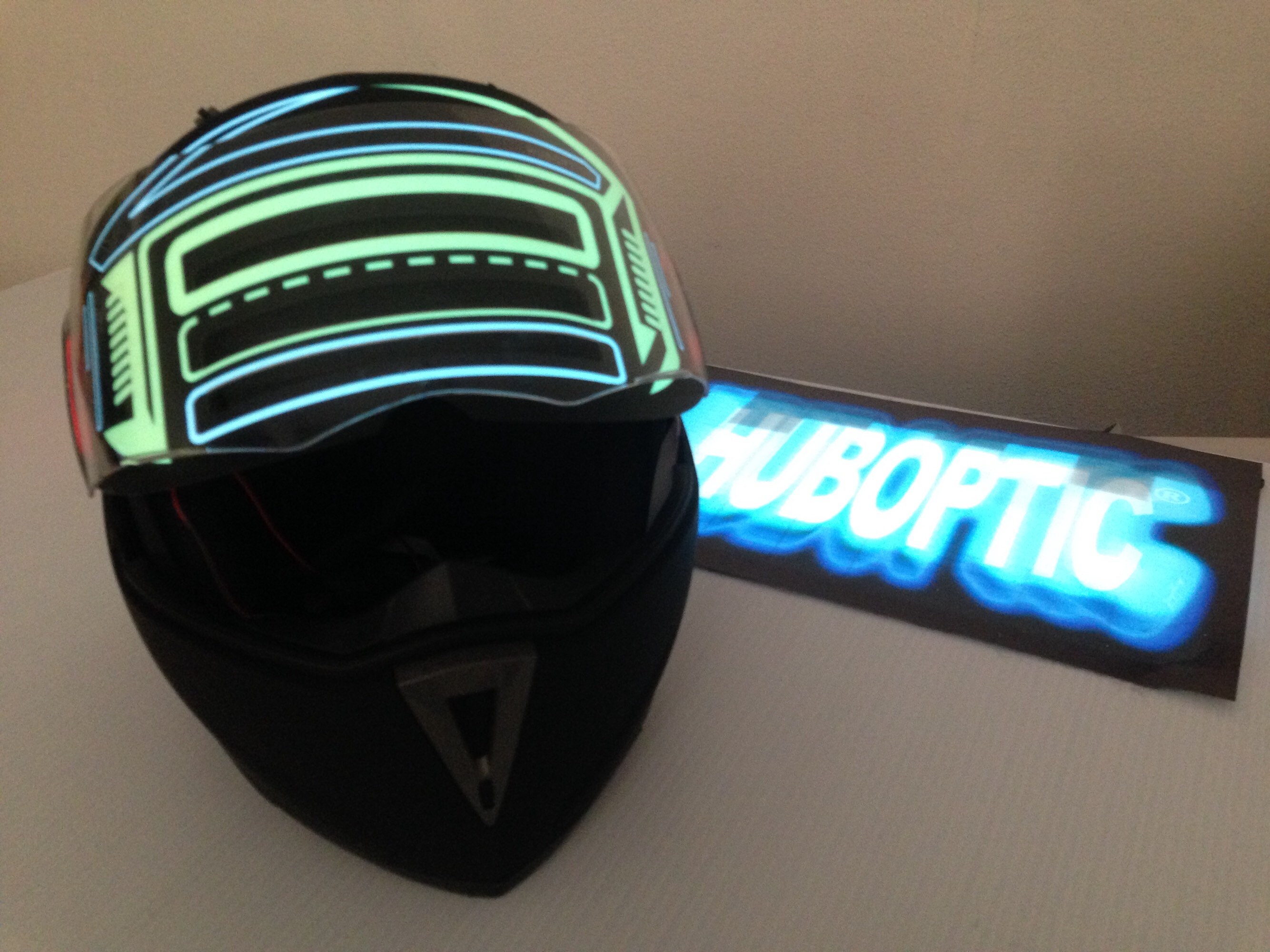 Light Up Helmet Stg1 HUBOPTIC® Helmet Sound Reactive illuminated Helmet