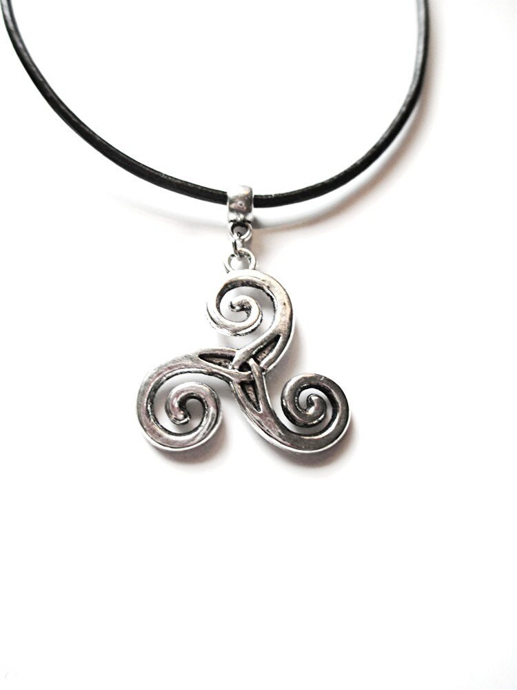 silver triskele pendant Triskelion Triskel choker Celtic Triskele necklace triple spiral leather celtic necklace celtic jewelry