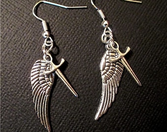 COMPRE 2 OBTENGA EL TERCERO GRATIS Pendientes Castiel de inspiración sobrenatural con alas y espada de plata Ganchos de plata de ley .925