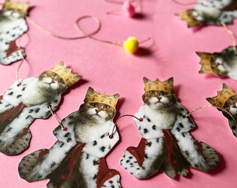 Royal Cat Bunting