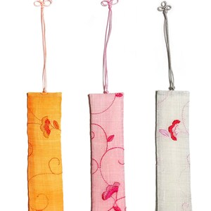 Handmade 3 Korean Traditional Embroidery Ramie Fabric Patchwork Vintage Bookmarks