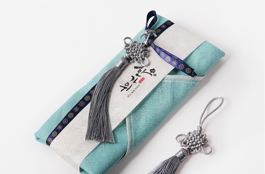 Set of 10 Korean traditional mini Knots Tassels – RimKim Studio
