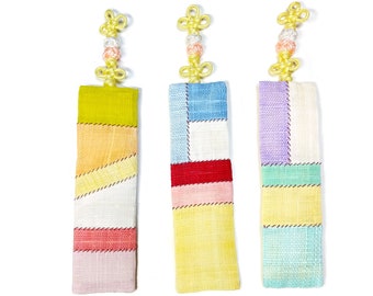 Handmade 3 Korean Traditional Ramie Fabric Patchwork Vintage Bookmarks