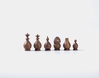 Wooden chess pieces (Chess board is not included)