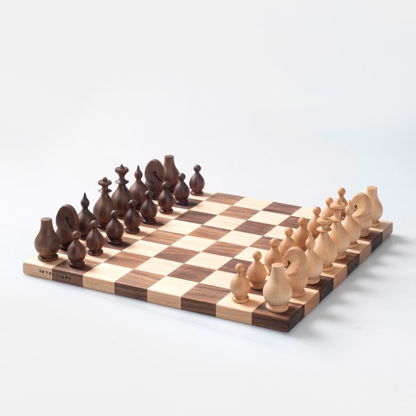 Lovenlight original design chess set with board, handmade with wood