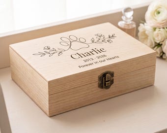 Pet Memorial Box, Personalised Pet Loss Keepsake Box,  Wooden Remembrance for Dog or Cat, Collar & Photo Memory Box, Sympathy Gift