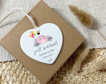 Just Married Wedding Gift, Mr & Mrs Personalised Hanging Tag, Ceramic Heart Plaque for Wedding Day