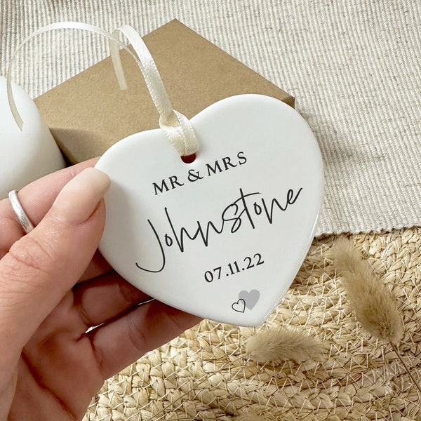 Mr & Mrs Wedding Gift, Personalised Hanging Tag, Ceramic Heart Plaque for Wedding Day