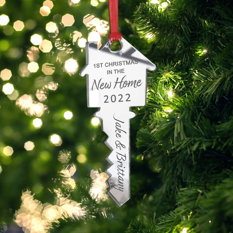 Christmas in New Home Bauble, Personalised Key Bauble Gift for Christmas 2022, New Home Decoration 