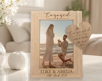 Engagement Photo Frame & Plaque, Engagement Gift, Personalised Gift for Engaged Couple, Wooden Engagement Picture Frame 4x6 5x7 6x8 Engraved
