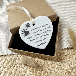 Pet Loss Memorial Plaque, Bereavement Paw Print Keepsake to Remember a Loved Pet / Dog, Personalised with Name