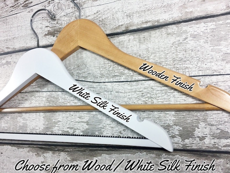 Personalised Engraved Wedding Hangers White Personalized Dress Coat Hanger for Wedding Party Bride Maid of Honour Bridesmaid Keepsake