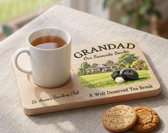 Cadeau pour les joueurs de boules, plateau à thé et biscuits personnalisé en bois avec emplacement pour tasse, cadeau pour les membres du Crown Green Bowls Club