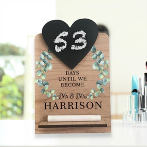 Engagement Countdown Gift, Personalised Engagement Plaque, Mr & Mrs Chalkboard, Engagement Countdown Sign