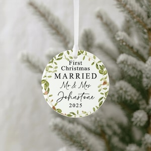 Personalised First Christmas Married Bauble, Mr & Mrs Couple Ornament for Xmas Tree