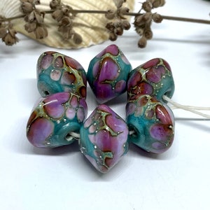 Lampwork Rustic set of 6 Glossy Green-copper with Pink/Purple speckled, Handmade Bicone Beads with Pure Silver