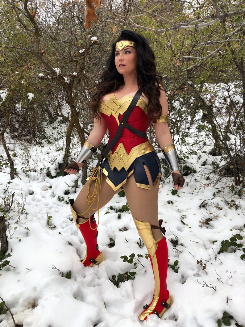 new wonder woman boots
