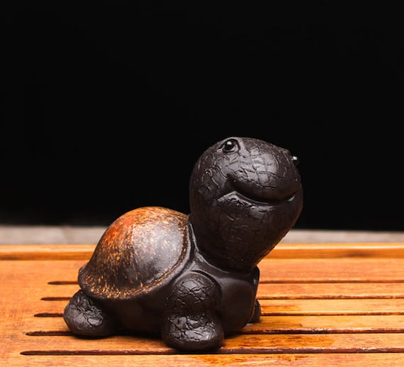 Details about   chinese Yixing Zisha pottery tea pet cute tortoise 