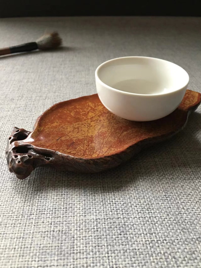 Pierre à encre chinoise ancienne en soie rouge 红丝砚 base de tasse à thé 030601 image 1