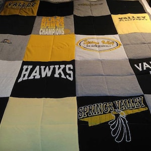 Throw size custom t-shirt quilt