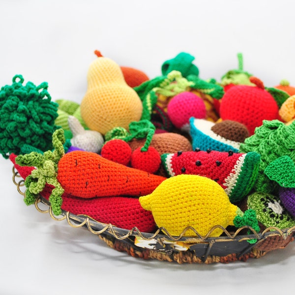 Amigurumi Pattern. 35 Crochet Play Food Patterns. Crochet Pattern Book. Crochet Toy Pattern. Crochet Fruit. Crochet Vegetable.
