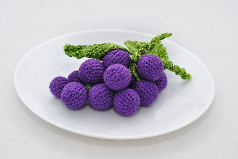 Crochet grape pattern