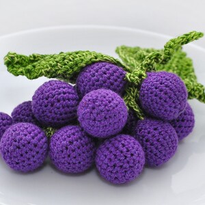 Crochet grapes pattern